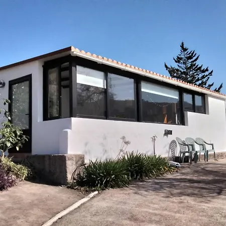 Casita De La Montana De Maria Holiday home